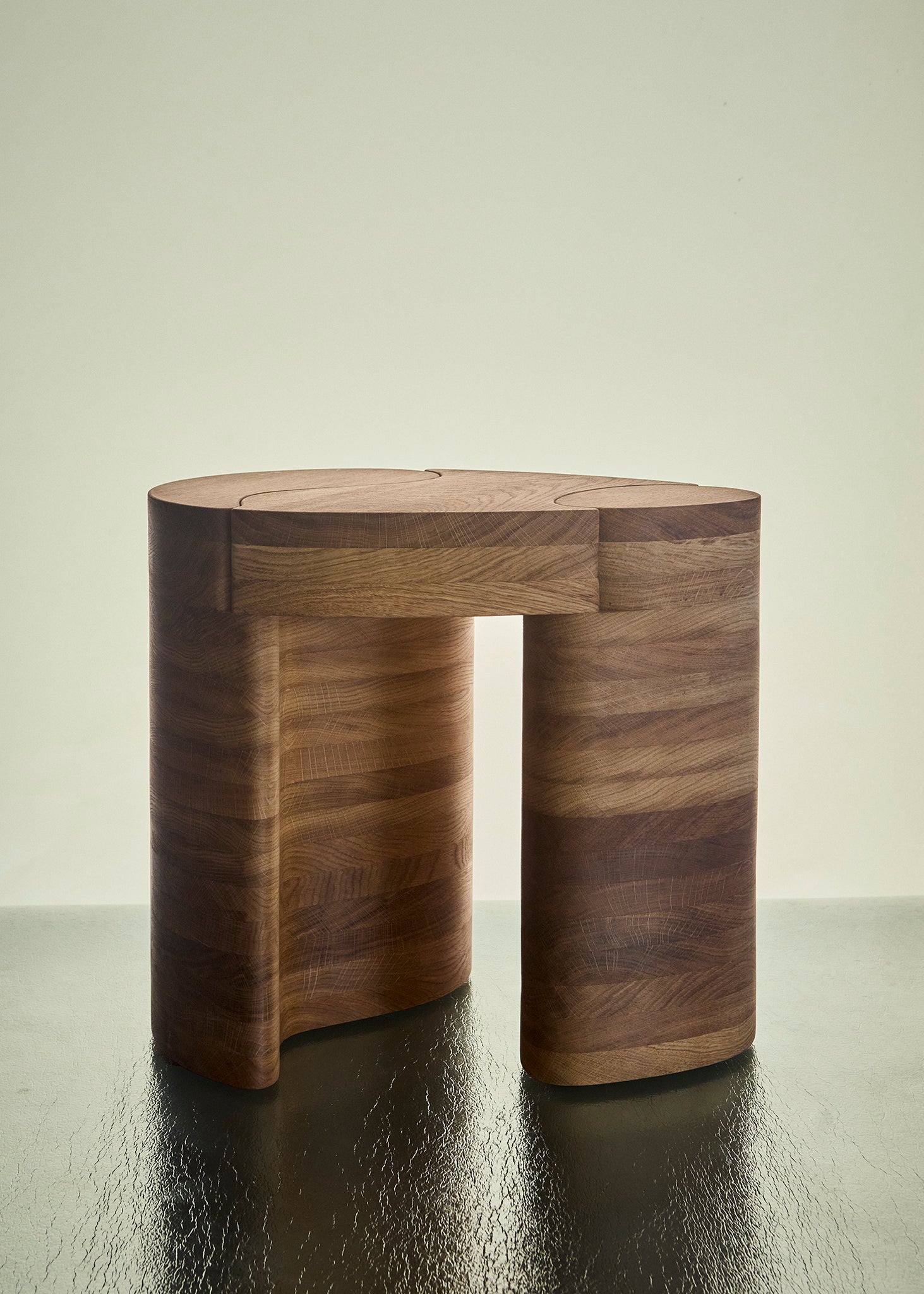 Curvy Stool