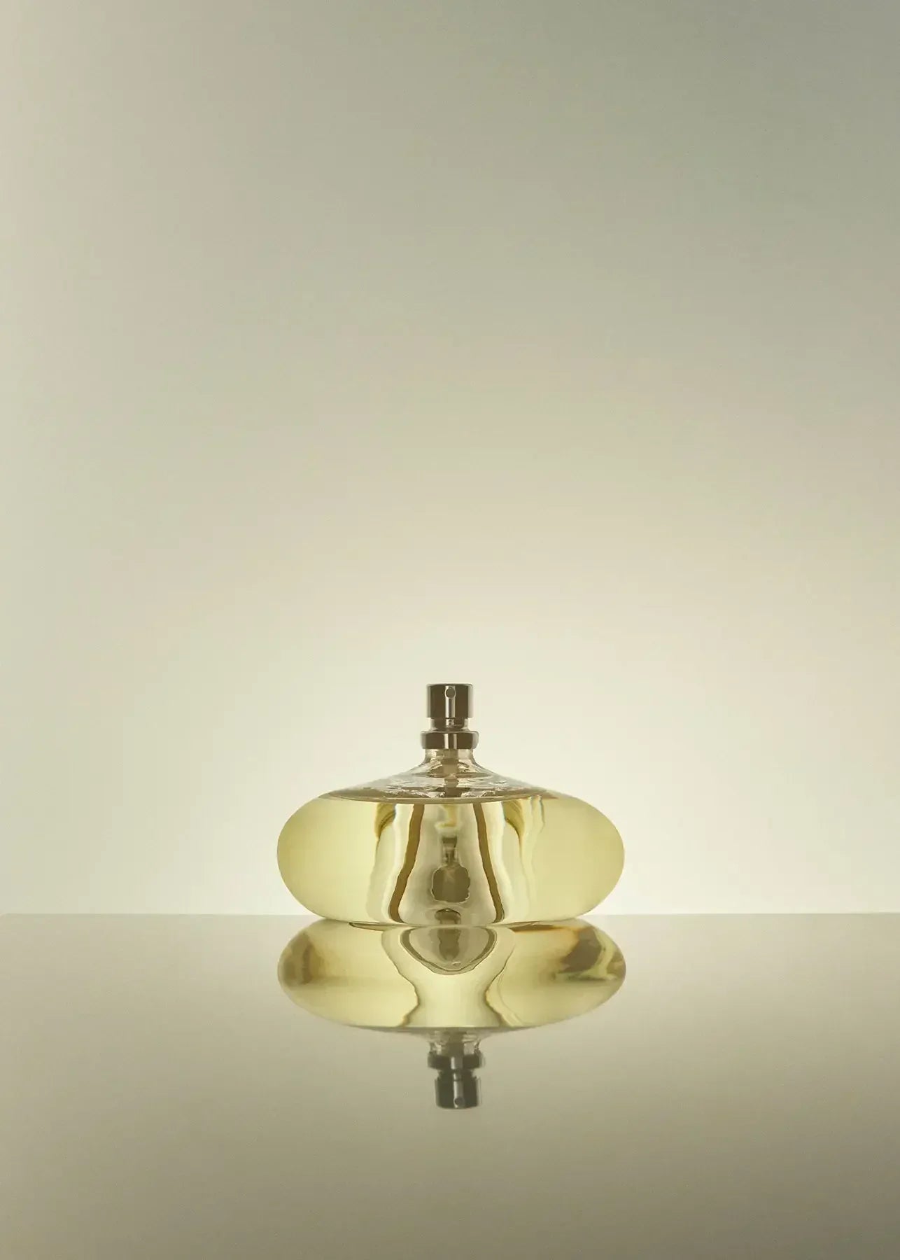 Air Rides, Eau de Parfum, 100 ml – Studio Pneuma Air Rides, Eau de Parfum, 100 ml – Studio Pneuma